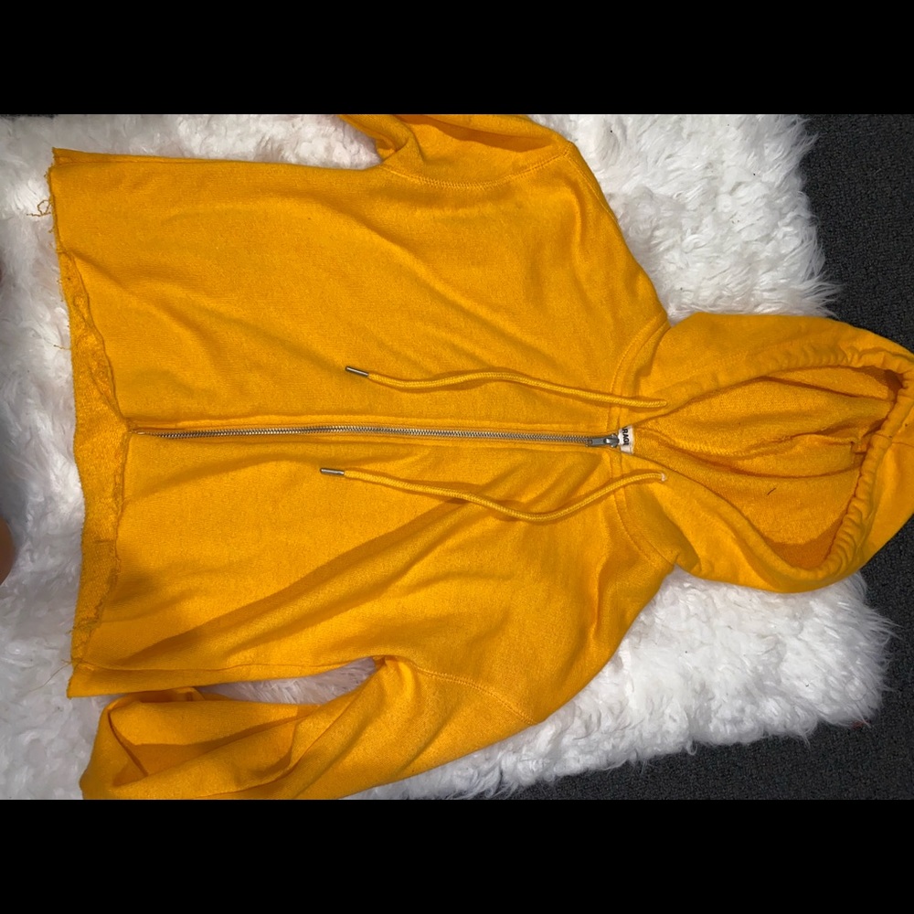 Garage cropped zip up jacket size small